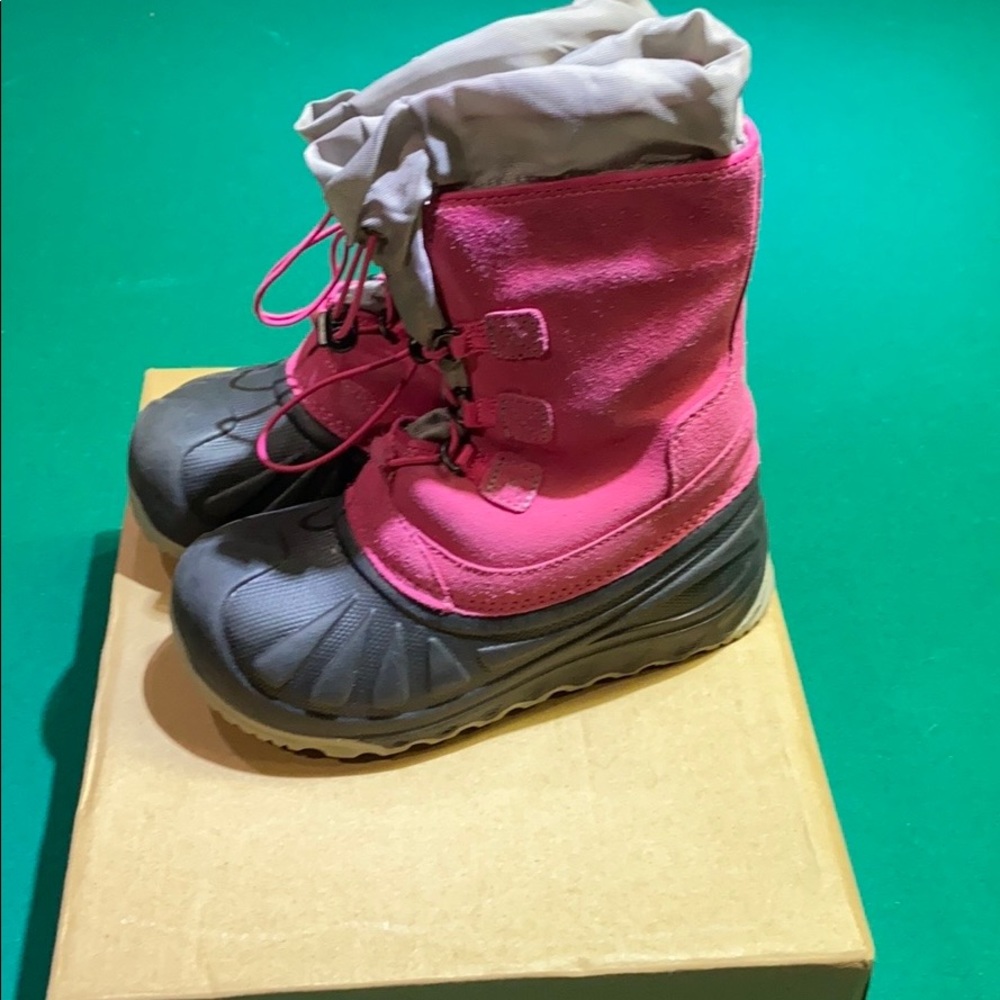 Ugg Brand. EUC!